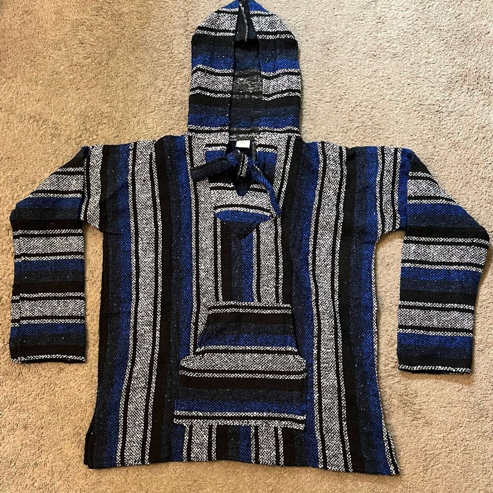 Artesanias Hoodie Pullover 100% Acrylic Adult Size L